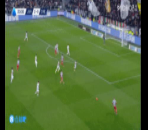 VAR取消克雷莫内塞点球，主教练抗议判罚连吃两黄被罚出场