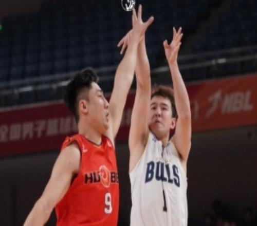 再下一城！香港金牛战胜湖北文旅取八连胜