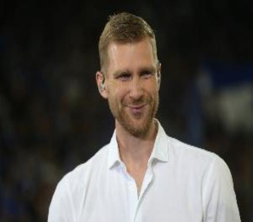 默特萨克赛季末将离开阿森纳，电讯报：他的作用远不止青训经理