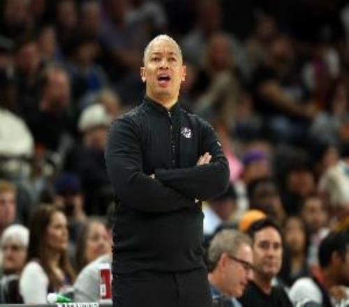 卢：这场非常艰难4天3赛而且上半场状态不佳但球队顽强赢了下来