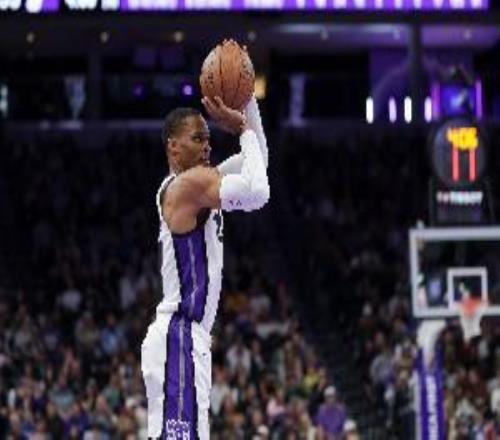 威少今天三分8中4本赛季三分命中率34.5%创生涯新高