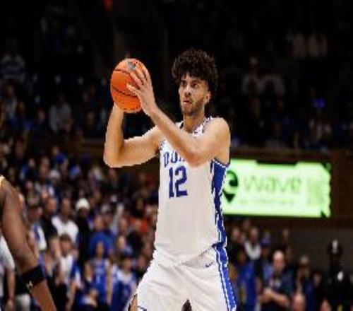 老K教练：卡梅隆布泽尔在同龄人中遥遥领先很聪明能抢板会传球