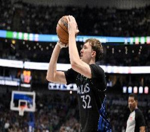 作为新秀被包夹弗拉格：这让我更容易摆脱困境让队友多打少