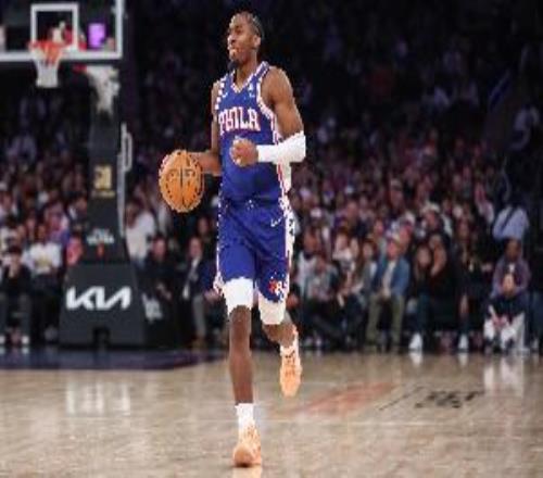 砍瓜切菜！马克西打满首节7中6拿到18分三分4中3