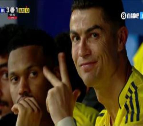 C罗做手势暗示被"偷窃"，拜因体育：C罗可能面临2至4场禁赛+罚款