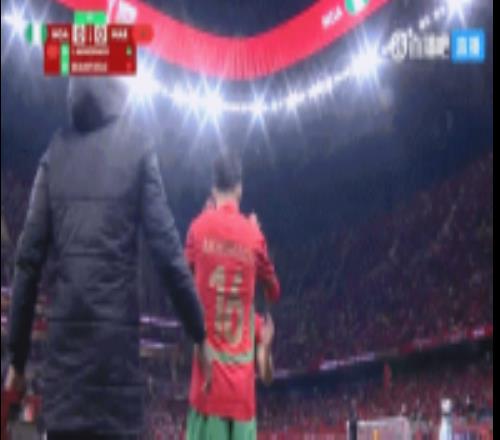 点球大战前换人！加时摩洛哥换下迪亚斯，尼日利亚换下奥斯梅恩