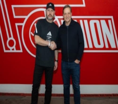 官方：柏林联合与主帅鲍姆加特续约，原本合同今夏到期