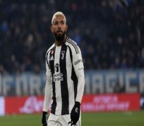 记者：森林没有计划中断D路易斯的租借，但是否会买断值得怀疑