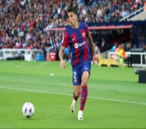 世体：当地时间1100，坎塞洛将在弗里克麾下进行加盟后首次训练