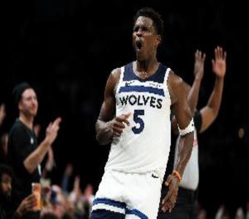 场均28.9分5板3.8助！明天森林狼客战马刺爱德华兹缺阵