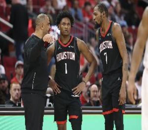 媒体人吐槽火箭进攻：末节垃圾时间前他们就得了8分这太糟糕了