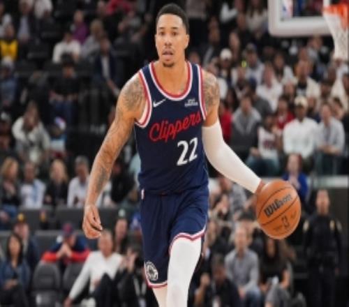 拼劲儿还是很够！快船全场送12次抢断邓恩&米勒各4次桑德斯3次