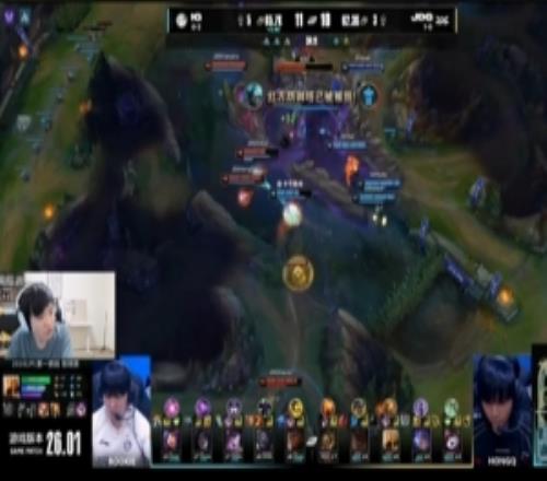 Tian：Junjia这操作不能细看我看了好多把石头人了这把是最差的