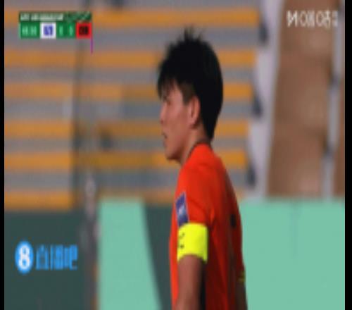 小乌龙！王钰栋拉人犯规染黄，一开始官方给的信息是徐彬染黄