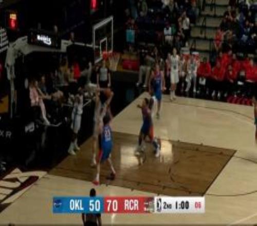 杨瀚森积极拼抢前场板再造犯规罚球稳稳命中半场10分10板