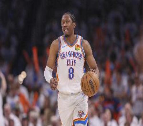 受伤离场！杰伦威廉姆斯半场5中3得8分3板3助次节受伤回更衣室