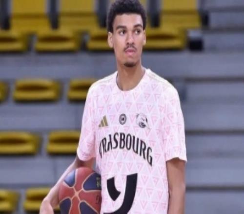 文班18岁弟弟奥斯卡法国U21联赛轰20分8板4断可参加今年选秀！