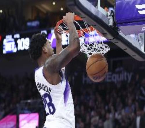 打开得分开关！森萨博半场9中6再砍全队最高16分另有3板2助