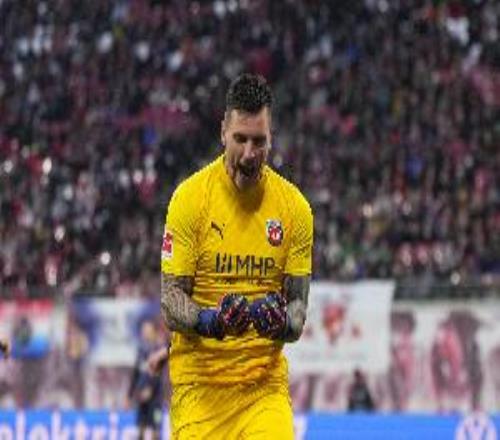 德天空：沙尔克商谈租借海登海姆门将凯文穆勒，预计很快官宣