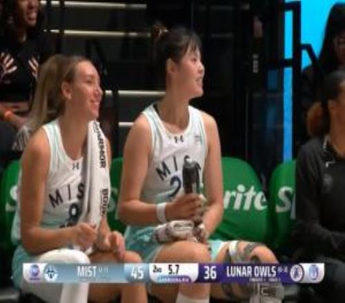 李月汝出战3分钟就砍下全队半场最高13分！三分+全场一条龙秀爆了