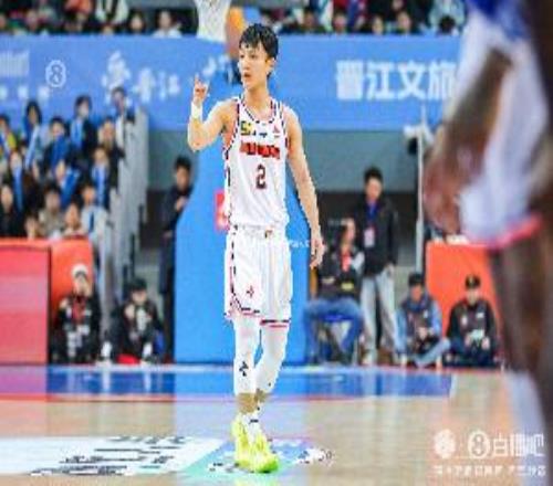 躺赢一把！徐杰8中2拿到7分出现4失误三分4中1