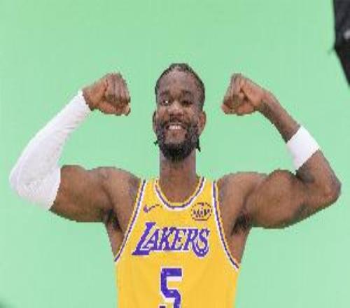 湖人队史共4人单场至少25分10板且命中率100%：艾顿比肩鲨帅库