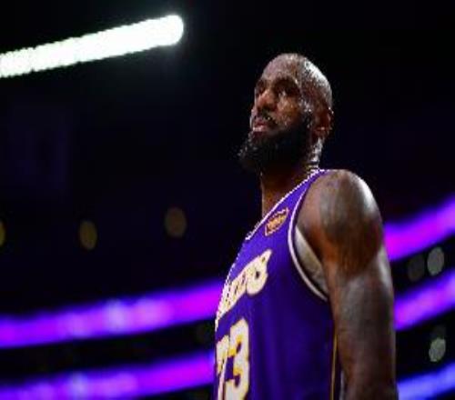 詹姆斯面对3队至少取胜60次且胜率64%+NBA历史近40年仅此一人