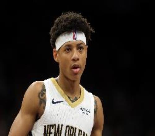 毫无状态！7号秀费尔斯半场3中0未得分仅2板1助1帽离谱空篮不中