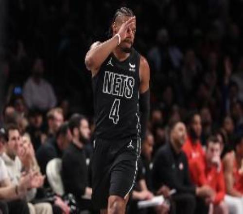 Haynes：17年乐透后卫小丹尼斯史密斯被雄鹿G联赛球队裁员