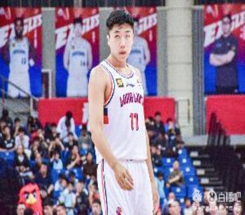 正负值+25！刘颜诚6中5高效拿到13分三分4中3