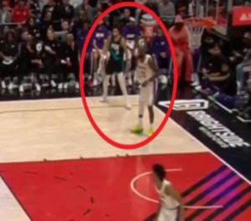 诶哥们你人呢詹姆斯大意防空气！卡马拉溜底线命中超大空位三分