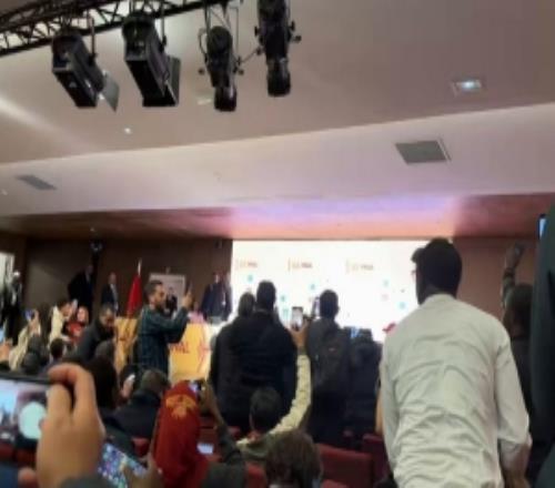 记者：摩洛哥与塞内加尔记者发生冲突，塞内加尔赛后发布会取消