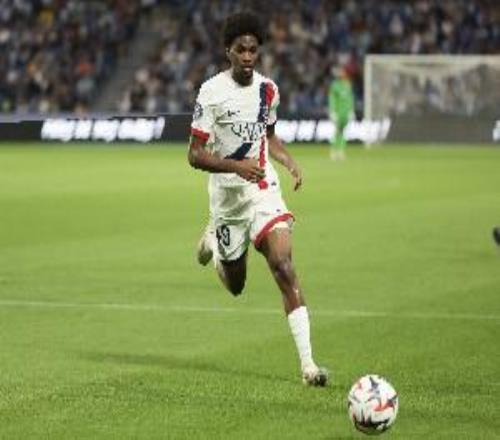 父母分别来自塞内加尔和摩洛哥，17岁小将姆巴耶迎梦寐以求的决赛