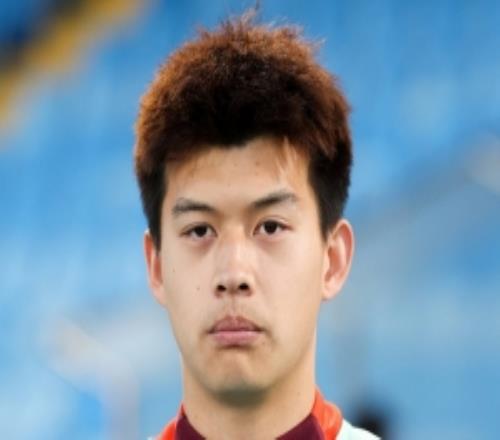 请缨！刘浩帆：我主动提出来第一个罚的，我就是想好了踢右边