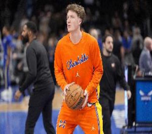 克尼佩尔达成100两分100三分100罚球里程碑与东契奇并列历史最快