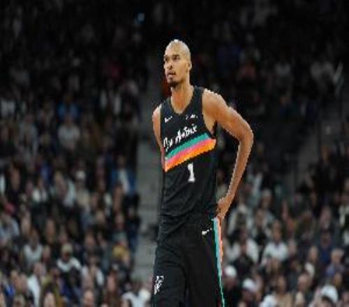 文班谈进全明星首发：听闻我是首位做到这一点的法国人我很自豪