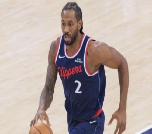 丹尼格林：小卡生涯没办法和科比作比较但他有超越后者的能力