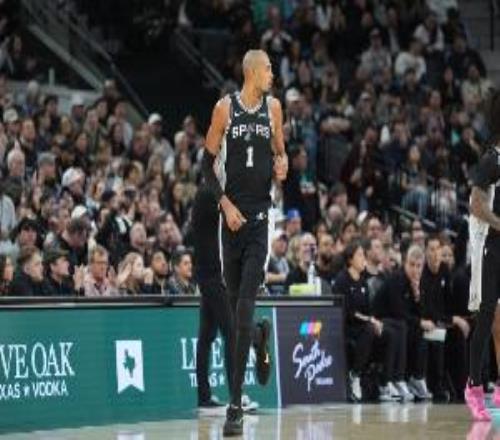 追梦：文班不会成为NBA门面这和最佳球员是两码事非美国人不行