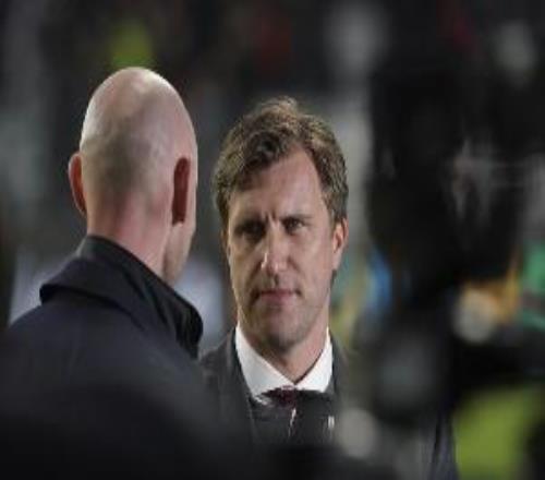 法兰克福总监：新帅要踢进攻足球且能培养球员，我们目标参加欧战