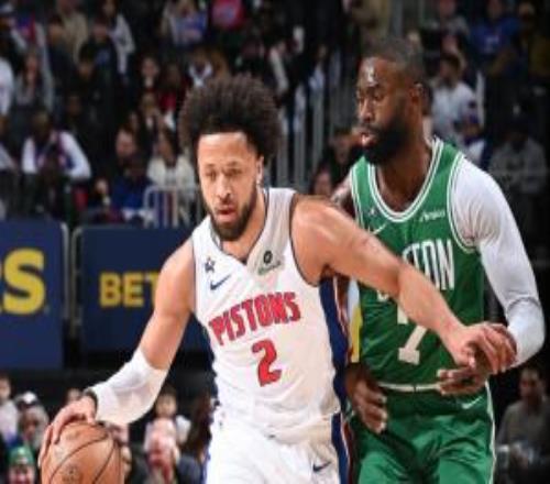 效果好！杰伦布朗首节盯防坎宁安仅让其得3分布朗11中5砍13分