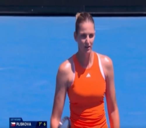 前世界第1！现排名第1057的卡普20击败史蒂芬斯，晋级澳网第二轮