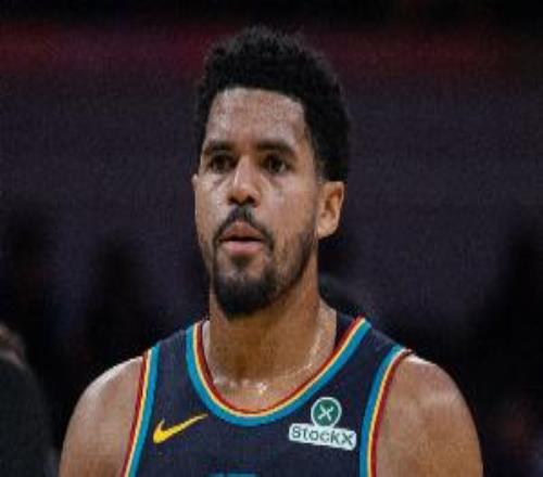 末节有关键三分！托拜亚斯哈里斯20中11砍全队最高25分