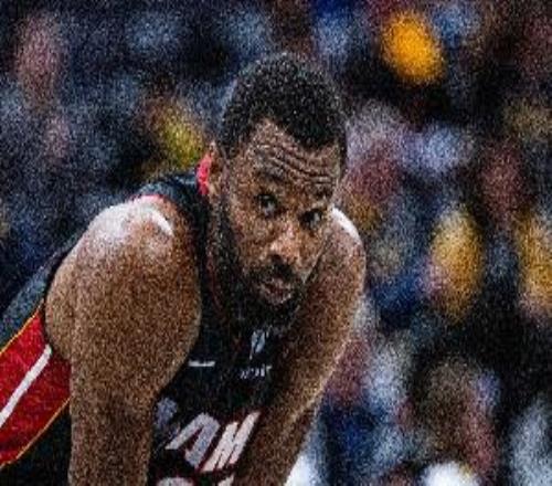 斯波：维金斯在勇士有很多很酷的回忆我们想为他赢下这场比赛