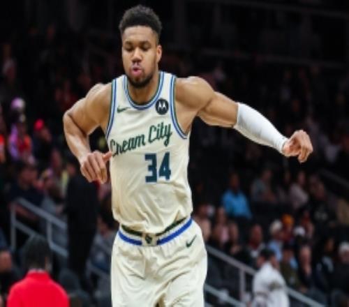 字母哥：我的一个目标就是十次入选全明星感谢上帝让我保持健康