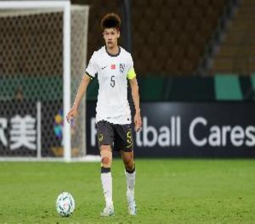 霸气！刘浩帆：越南7号赛前说要踢30我问他30了你说话呀