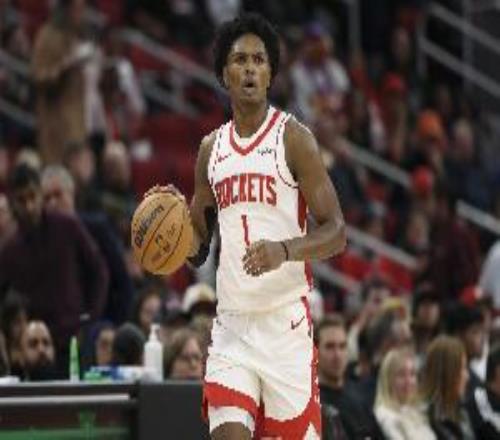 主攻手！阿门半场10投5中拿到12分3板罚球3中2