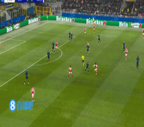 热苏斯门前捅射，打进本场比赛首球