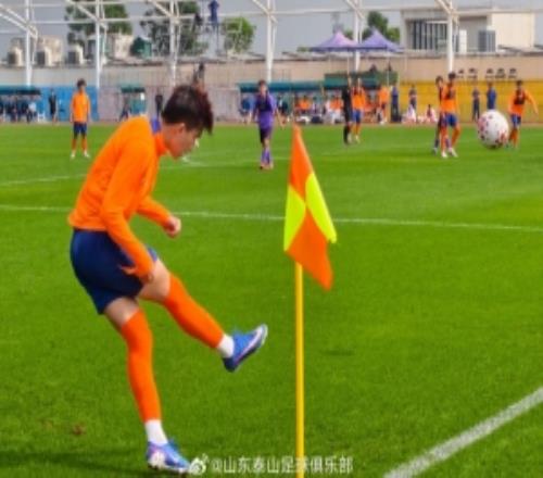 海口冬训热身赛山东泰山11战平天津津门虎