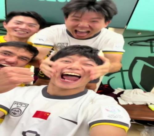 向余望晒更衣室大喊庆祝视频：不贪心，下场赢了就回家