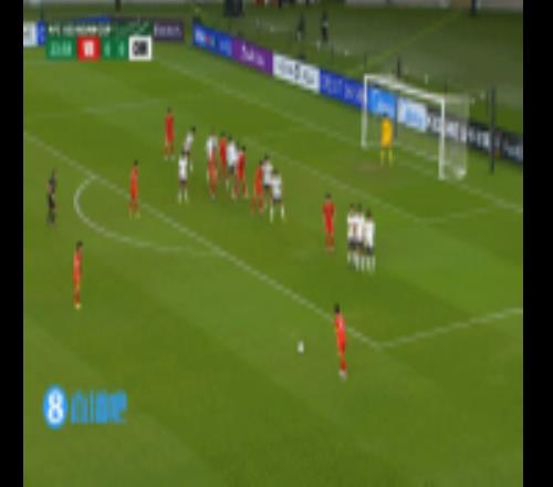 李昊很稳！越南U23队长直接任意球攻门，被李昊单掌挡出